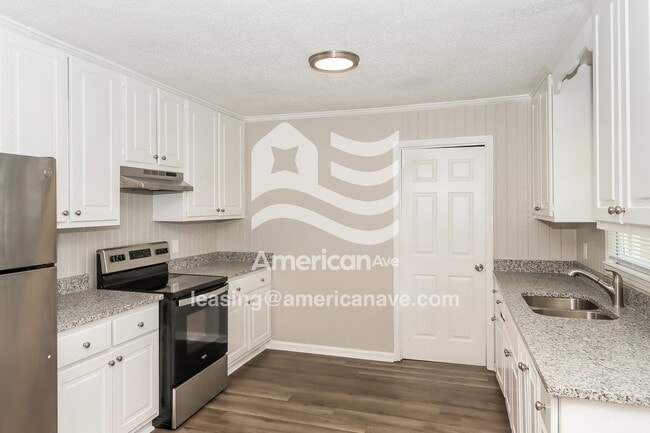 Photo - 110 Colbert Blvd