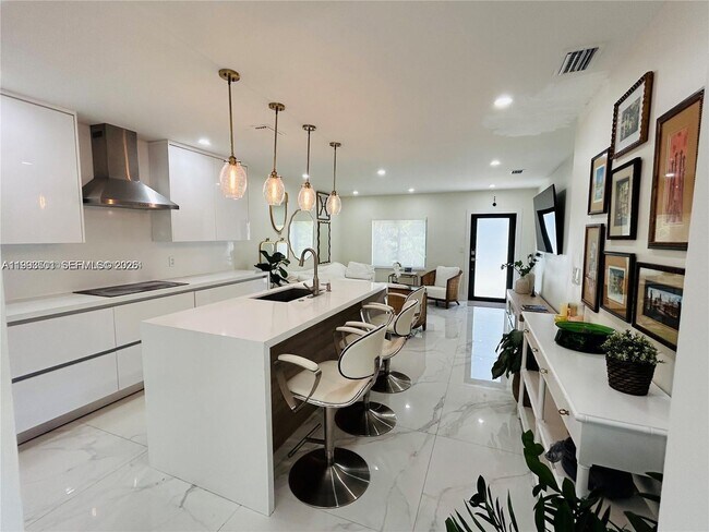 Photo - 4618 SW 2nd St