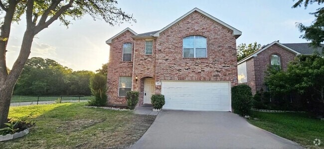 Building Photo - Amazing 4 b+2.5b Single family Rental