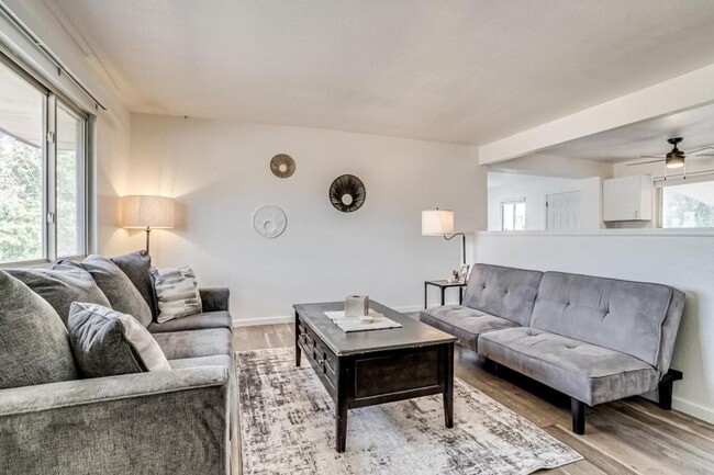 Photo - 9341 Hoffman Way