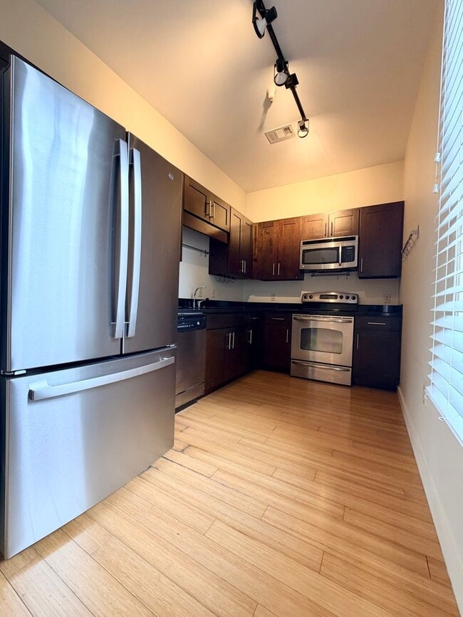 Photo - 1706 18th Ave S