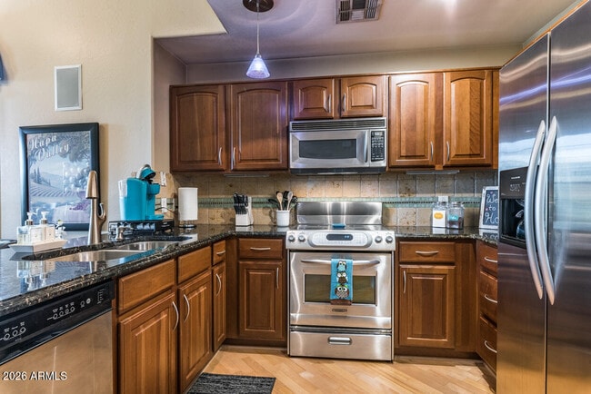 Photo - 1664 E Bridgeport Pkwy