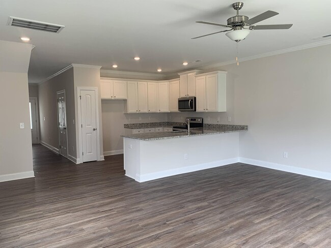 Photo - 6927 Eddy Point Ln