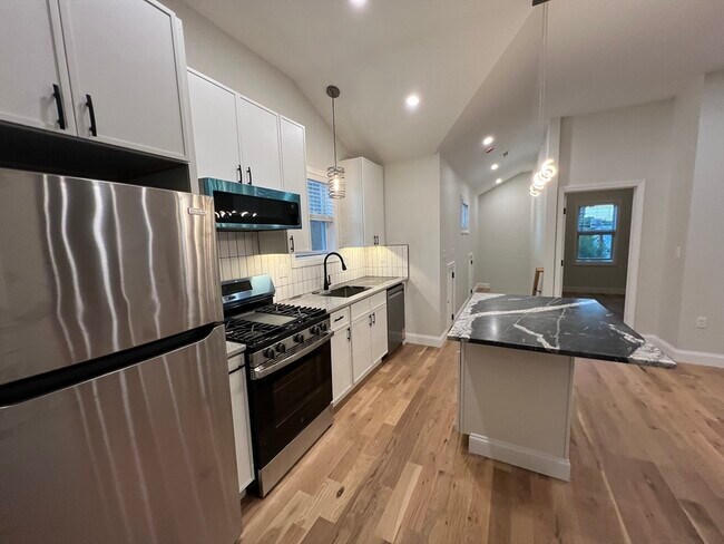 Photo - 16 Harriet St Unit 2