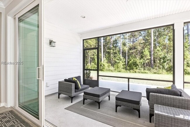 Photo - 731 Harborside Dr