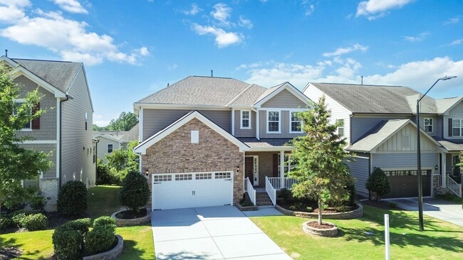 Building Photo - Stunning 4BD, 3BA Cary Home in Prime Locat...