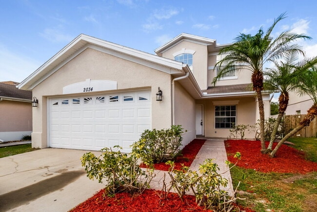 Building Photo - 2034 Meadow Pond Way