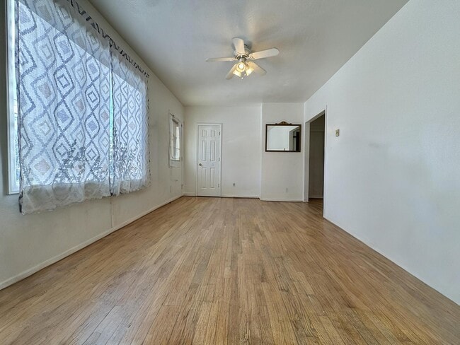 Photo - 1708 Grayland St