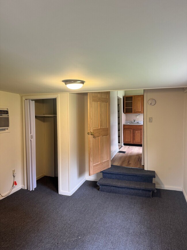 124 S Water St Unit 1