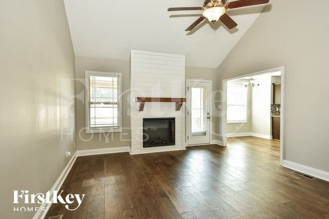 Photo - 1337 Harmon Ln