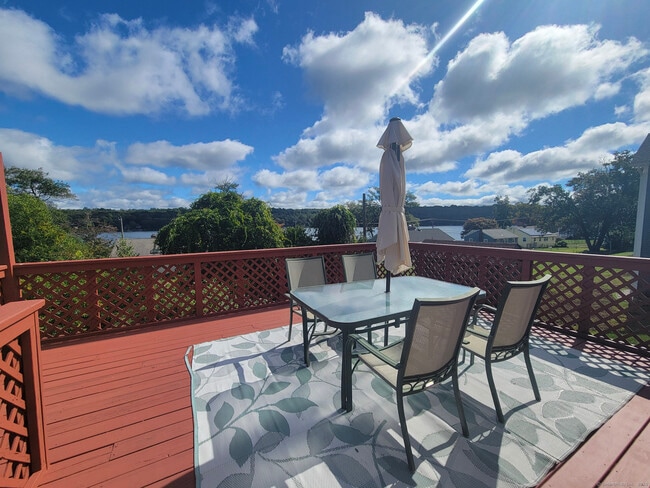 Photo - 114 Wildwood Rd