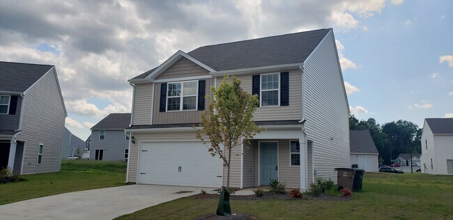 Photo - 5 Hazelburn Ct