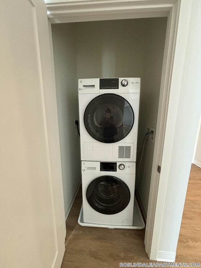 289 Walk Hill St Unit 206