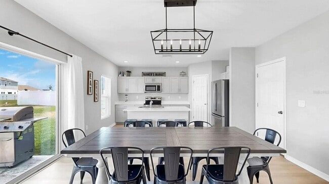 Photo - Spacious 5bed - With Amenities!