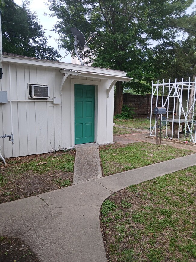 Photo - 617 Lafayette St