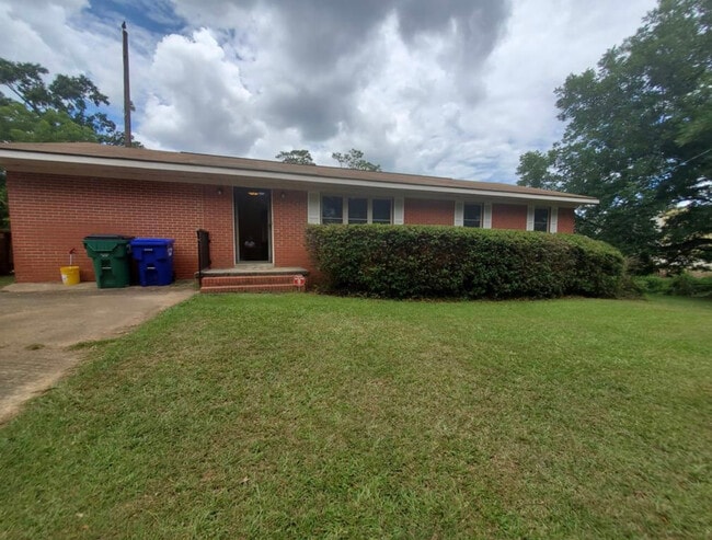 Photo - 1115 S Brundidge Blvd