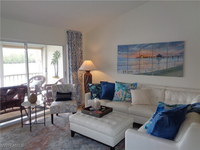 Building Photo - 6270 Bellerive Ave Unit 3