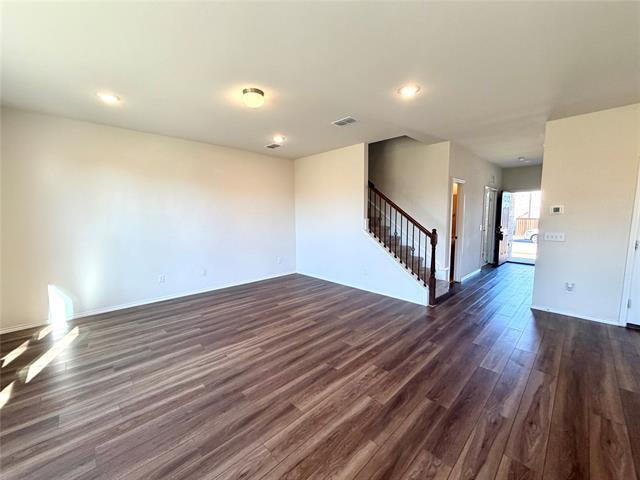 Photo - 2006 Hummingbird St