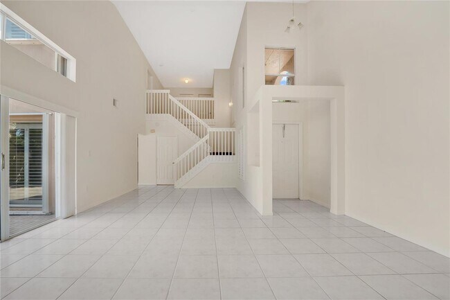 Photo - 1840 Sweetbay Way