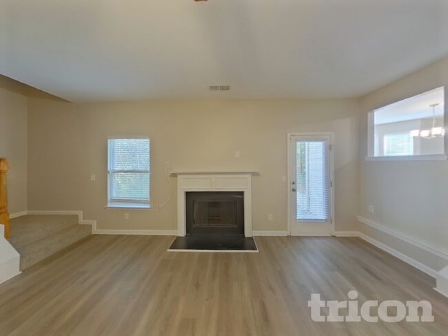 Photo - 11051 Southwood Dr