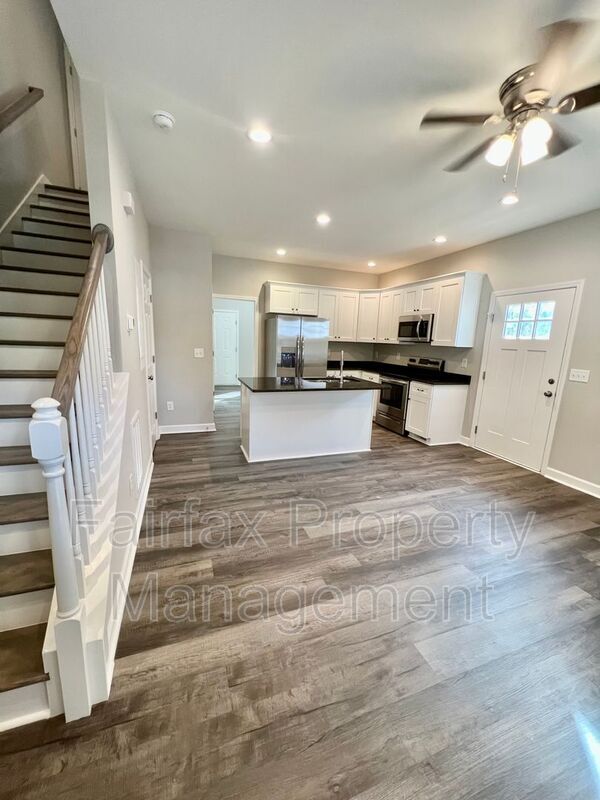 Photo - 724C Liberty St.