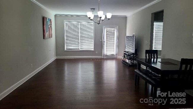 Photo - 1462 Bramblewood Dr