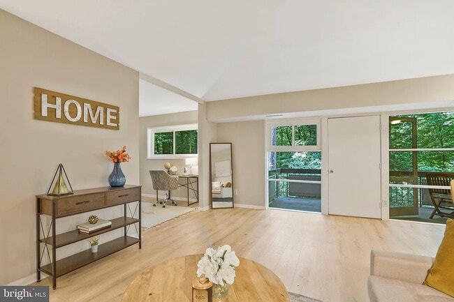 Building Photo - 7759 Donnybrook Ct Unit Apt 107