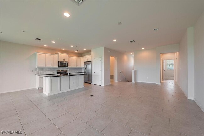 Photo - 6972 Avalon Cir Unidad 1007