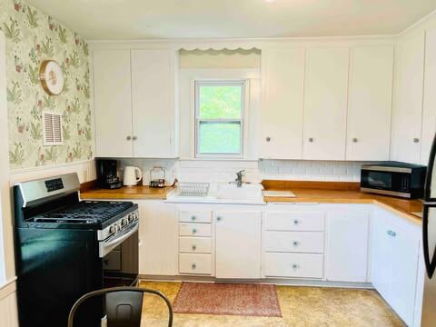 Photo - 146 Hanover St Unit 1