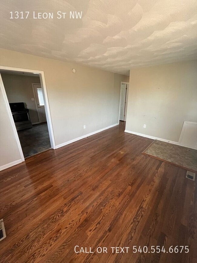 Photo - 1317 Leon St NW