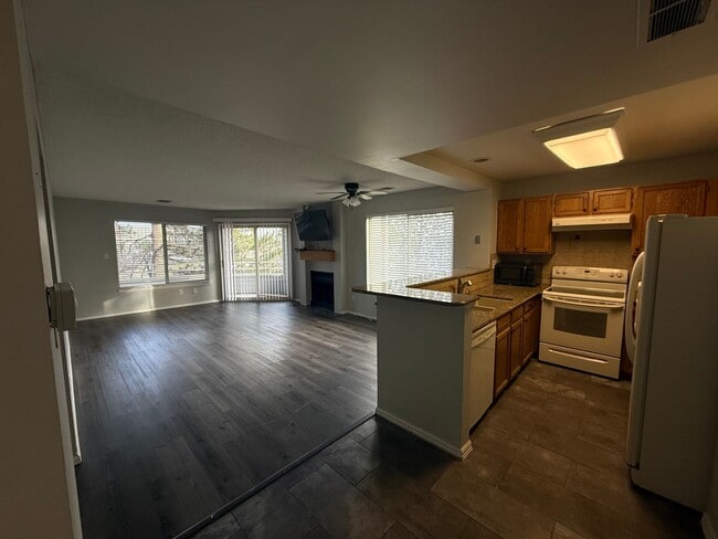 Photo - Beautiful Condo on Iguana – Now Available for Rent