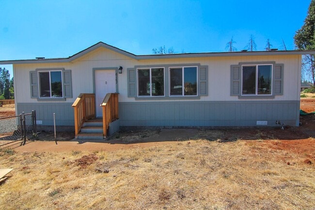 Photo - Manufactured Home for Rent in Paradise CA | 2 Bed, Newer Build, Cat Friendly