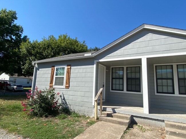 Building Photo - 7137 E Newton St Unit 7137 Rental