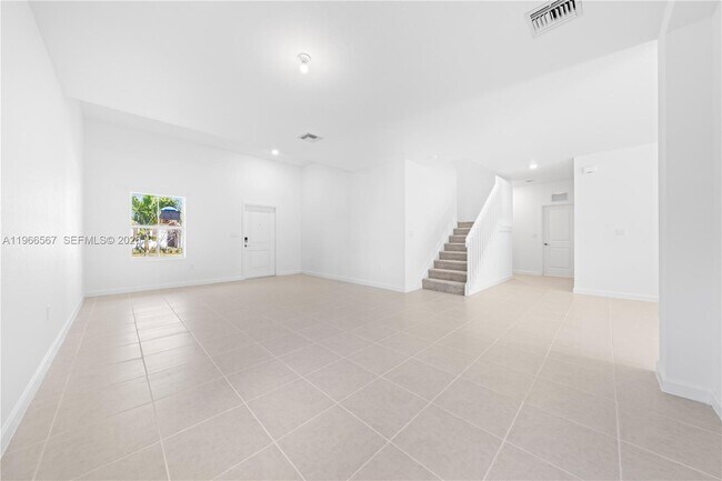 Photo - 2442 SE 30th St