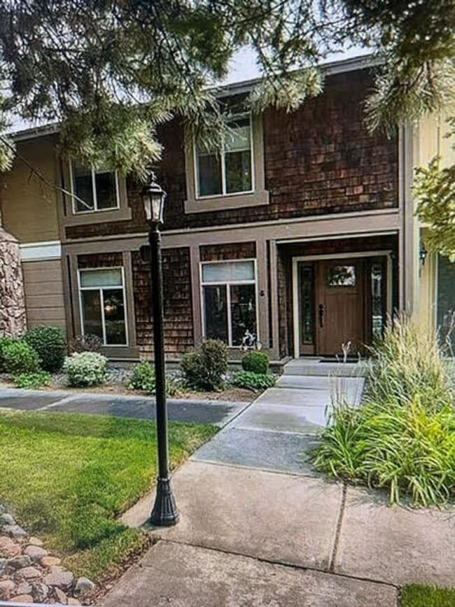 Building Photo - 55+ Gated Adult Community