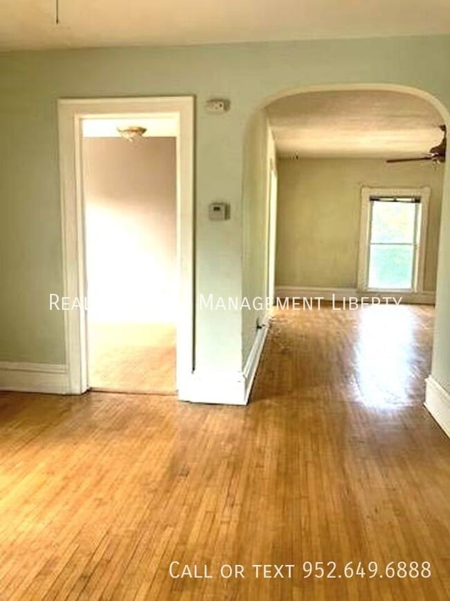 Photo - 2309 Buchanan St NE Unit 2