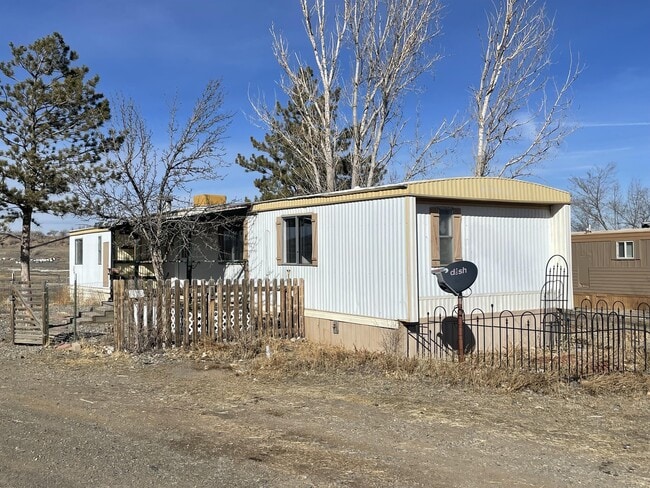 Building Photo - 11529 Lakeview Dr Rental