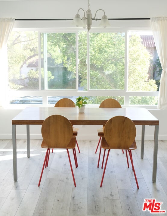 Photo - 10823 Camarillo St