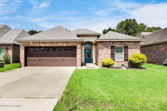 Building Photo - 114 Clover Leaf Dr