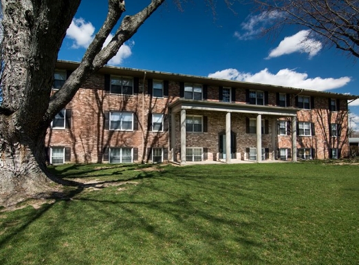 Concorde Village Apartments - Concorde Village Apartments
