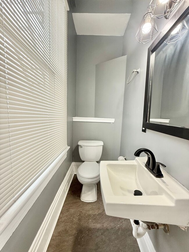 Photo - 447 Warner St Unit 447-2