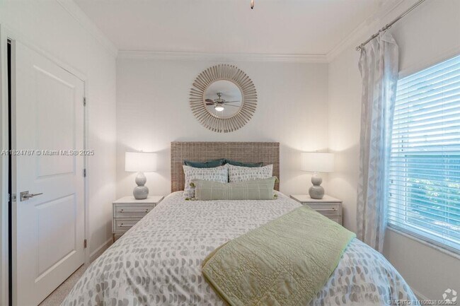 Photo - 1924 NW Federal Hwy Unit 2105