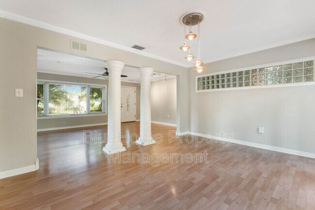 Photo - 1207 Briercliff Dr