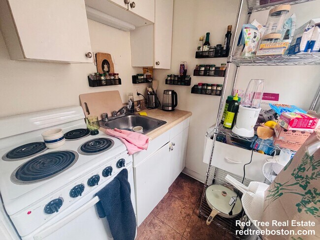 59 S Huntington Ave Unit 4