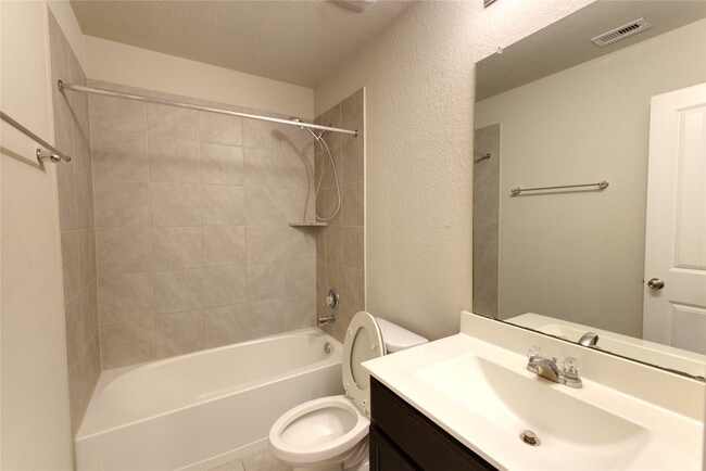 Photo - 707 Desert Pea Ln