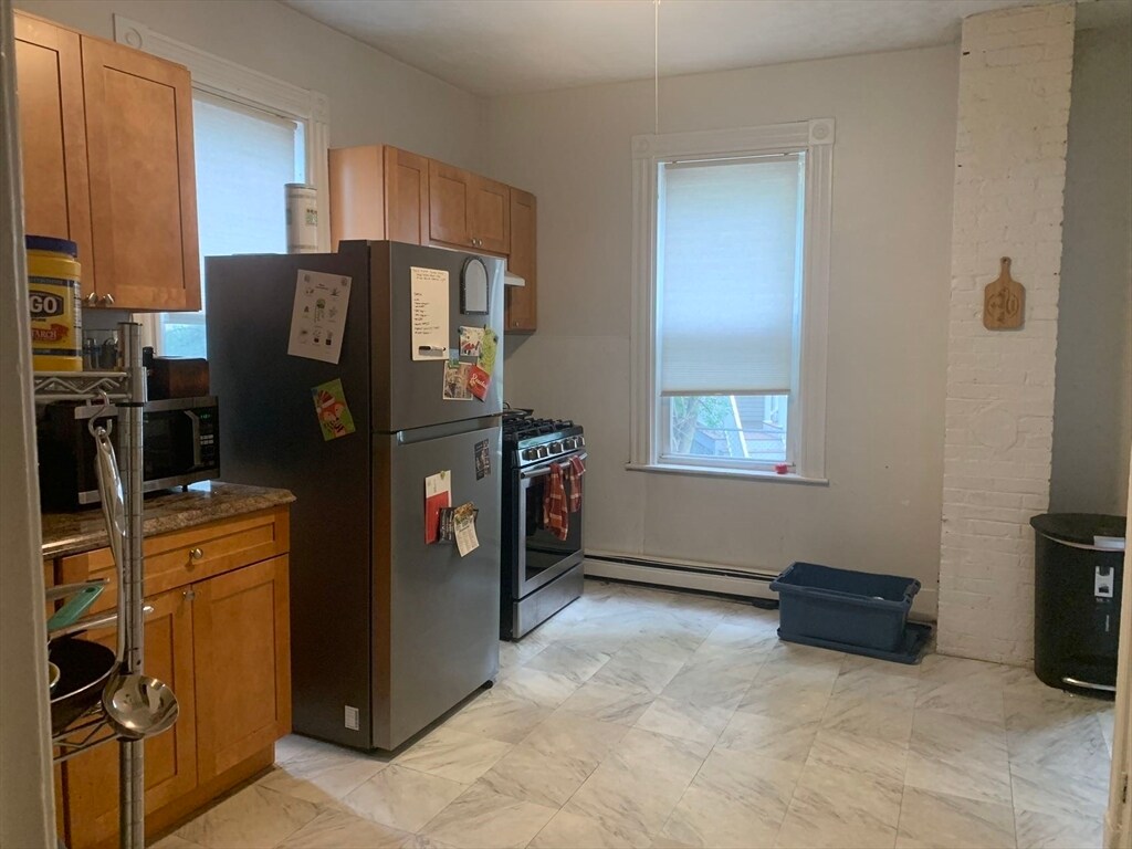 Photo - 32 E Cottage St Unidad 1