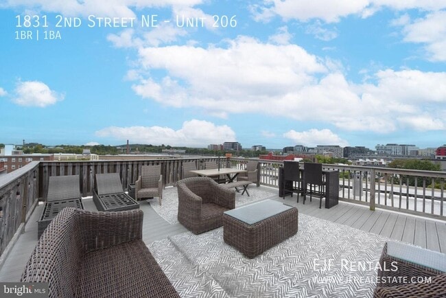 1831 2nd St NE Unit 206