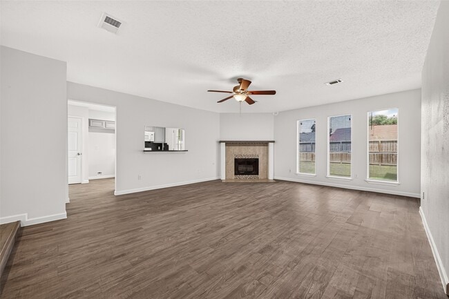 Photo - 7407 Cortes Dr