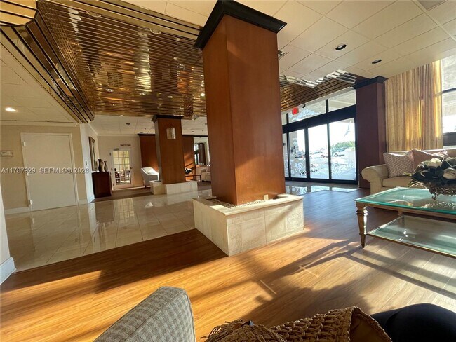 Photo - 5047 N Hwy A1A Unidad 1205