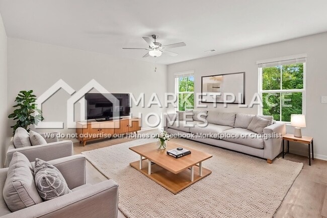 Photo - 4145 Hudson Ct SW